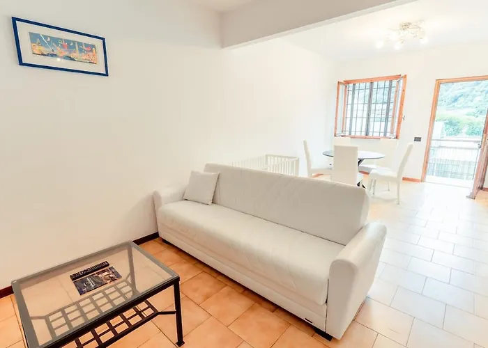 5 Beds - 2 Minutes From The Sea With Parking Recco