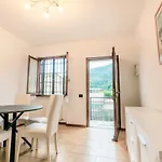 5 Beds - 2 Minutes From The Sea With Parking *