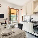 5 Beds - 2 Minutes From The Sea With Parking Recco