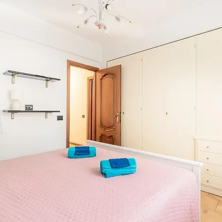 Apartment 5 Beds - 2 Minutes From The Sea With Parking Recco