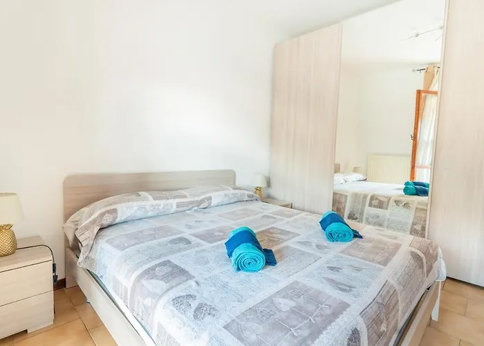 5 Beds - 2 Minutes From The Sea With Parking Recco